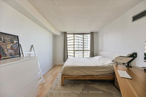 Photo 20 at 2013 - 44 St Joseph Street, Bay Street Corridor, Toronto