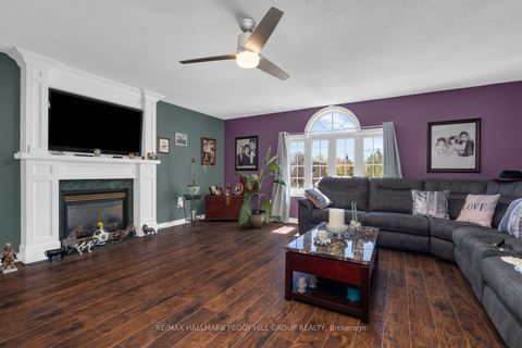 Photo 8 at 120 Jessica Drive, Painswick South, Barrie
