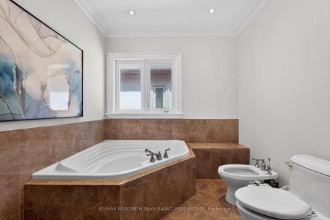 Photo 25 at 291 Byng Avenue, Willowdale East, Toronto