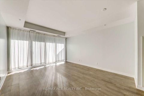 Photo 14 at 206 - 1960 Queen Street, The Beaches, Toronto