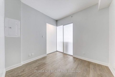 Photo 22 at 206 - 1960 Queen Street, The Beaches, Toronto