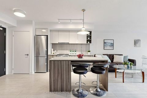 Photo 10 at 333 - 31 Tippett Road, Clanton Park, Toronto