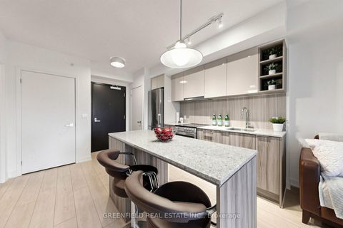 Photo 11 at 333 - 31 Tippett Road, Clanton Park, Toronto