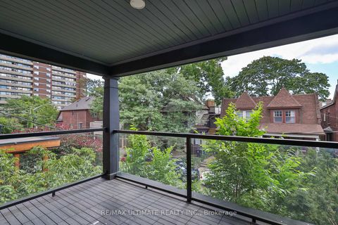 Photo 19 at 8 Grafton Avenue, Roncesvalles, Toronto
