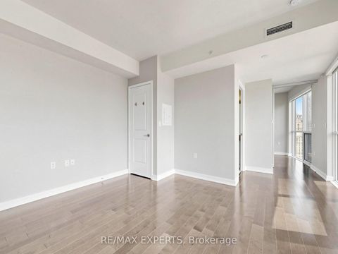 Photo 10 at 2305 - 1 The Esplanade Drive, Waterfront Communities C8, Toronto