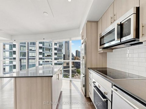 Photo 17 at 2305 - 1 The Esplanade Drive, Waterfront Communities C8, Toronto