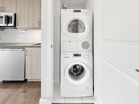 Photo 23 at 2305 - 1 The Esplanade Drive, Waterfront Communities C8, Toronto