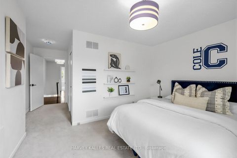 Photo 13 at 136 Bedford Park Avenue, Lawrence Park North, Toronto