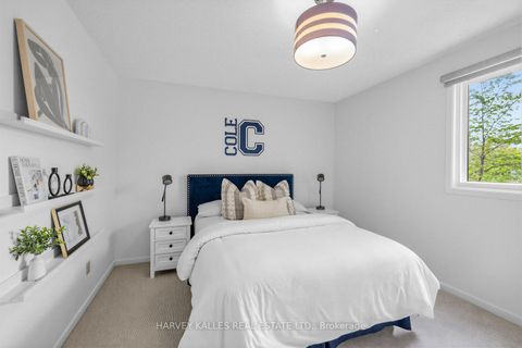 Photo 14 at 136 Bedford Park Avenue, Lawrence Park North, Toronto