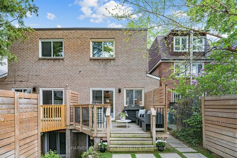 Photo 20 at 136 Bedford Park Avenue, Lawrence Park North, Toronto
