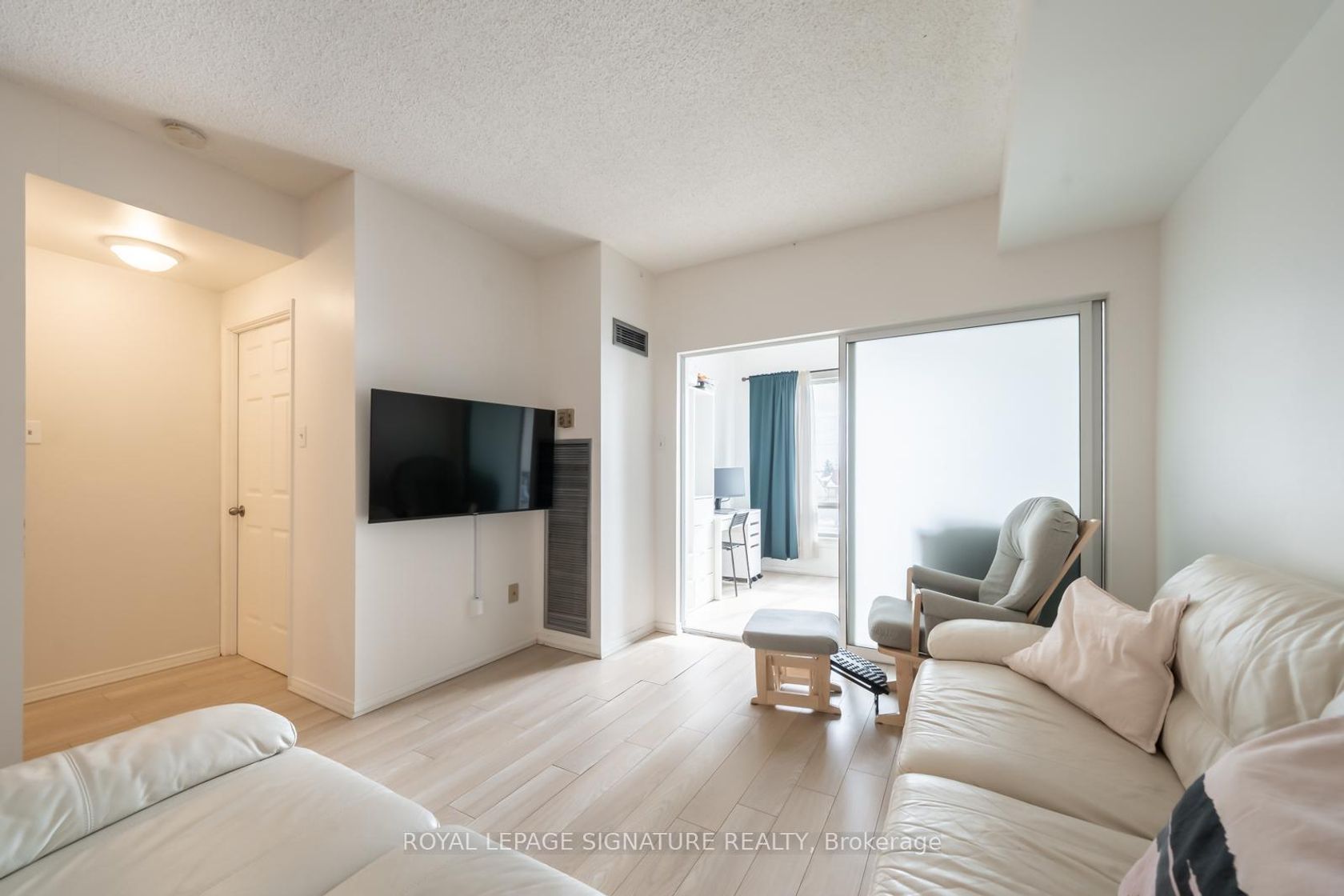 316 - 5800 Sheppard Avenue E, Malvern, Toronto 