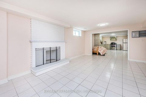Photo 18 at 175 Medallion Boulevard, West Woodbridge, Vaughan