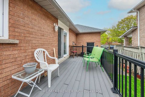 Photo 24 at 175 Medallion Boulevard, West Woodbridge, Vaughan