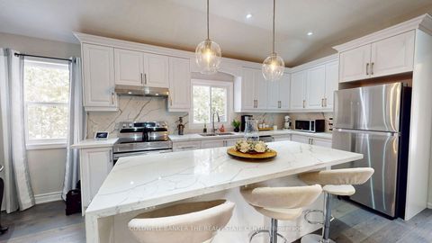 Photo 4 at 761 CHURCHILL Lane, Historic Lakeshore Communities, Georgina