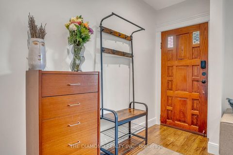 Photo 5 at 129 Earlscourt Avenue, Davenport, Toronto