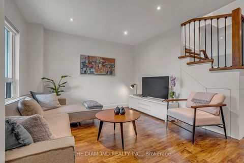 Photo 6 at 129 Earlscourt Avenue, Davenport, Toronto
