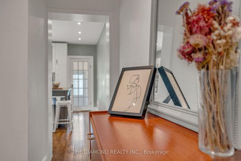 Photo 16 at 129 Earlscourt Avenue, Davenport, Toronto