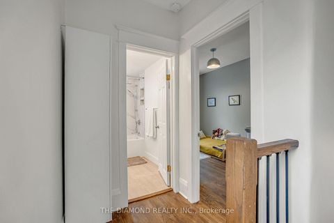 Photo 22 at 129 Earlscourt Avenue, Davenport, Toronto