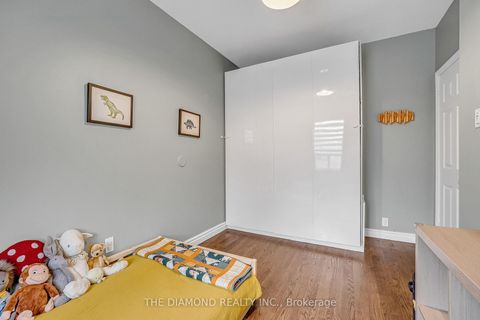 Photo 30 at 129 Earlscourt Avenue, Davenport, Toronto