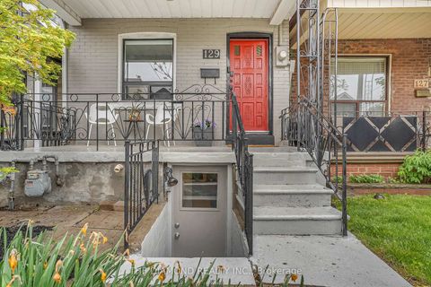 Photo 32 at 129 Earlscourt Avenue, Davenport, Toronto
