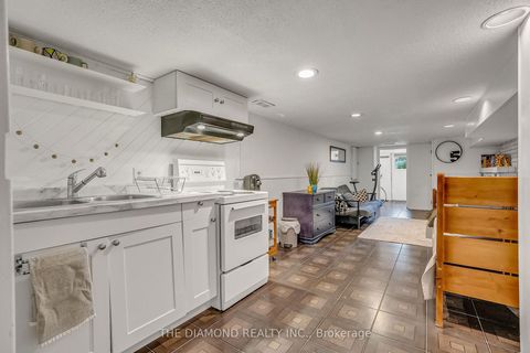 Photo 34 at 129 Earlscourt Avenue, Davenport, Toronto