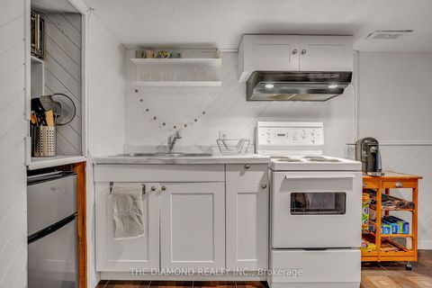 Photo 36 at 129 Earlscourt Avenue, Davenport, Toronto
