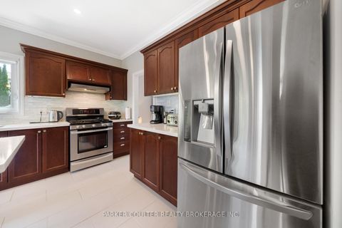 Photo 7 at 53 Cumming Drive, Ardagh, Barrie