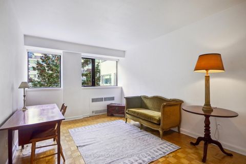 Photo 16 at 512 - 120 Rosedale Valley Road, Moore Park, Toronto