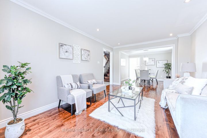 Photo 15 at 10 St Mark Place, Northwood Park, Brampton