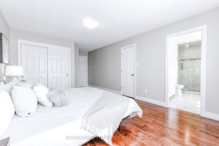 Photo 30 at 10 St Mark Place, Northwood Park, Brampton