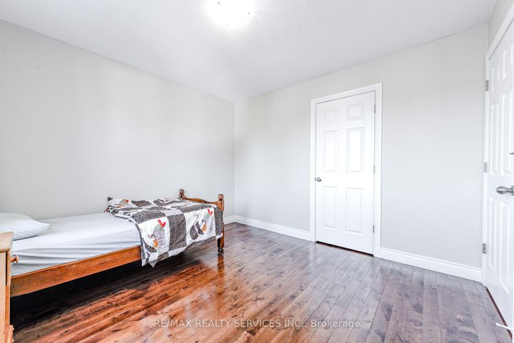 Photo 36 at 10 St Mark Place, Northwood Park, Brampton