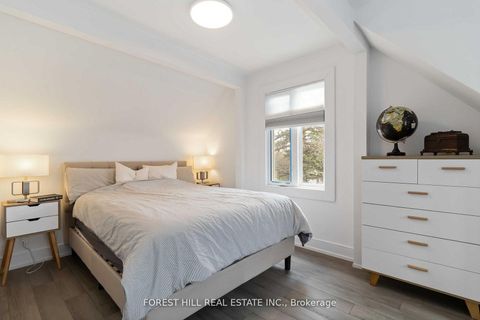 Photo 14 at 310 Senlac Road, Willowdale West, Toronto