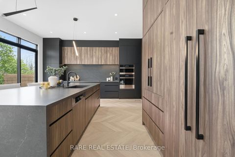 Photo 14 at 26 Hampshire Heights, City Centre West, Toronto