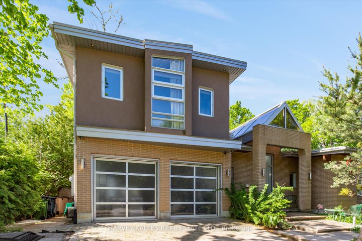 Photo 1 at 51 Hi Mount Drive, Bayview Village, Toronto