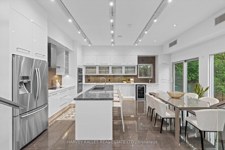 Photo 18 at 51 Hi Mount Drive, Bayview Village, Toronto