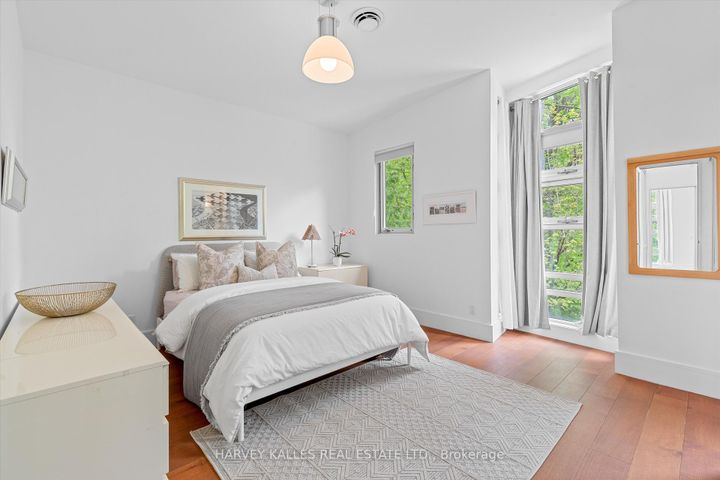 Photo 30 at 51 Hi Mount Drive, Bayview Village, Toronto