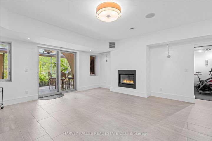 Photo 36 at 51 Hi Mount Drive, Bayview Village, Toronto