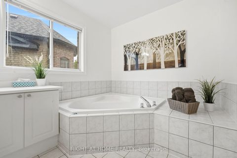 Photo 26 at 16 Mcneilage Court, Central West, Ajax