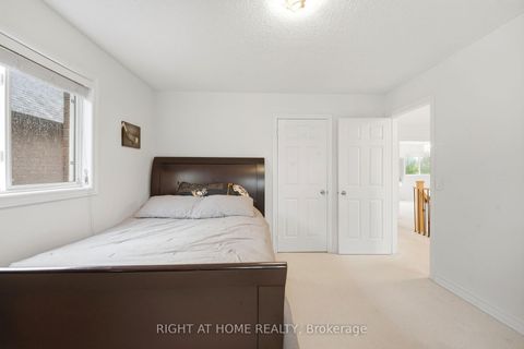 Photo 31 at 16 Mcneilage Court, Central West, Ajax