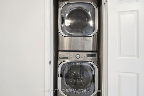 Photo 33 at 16 Mcneilage Court, Central West, Ajax