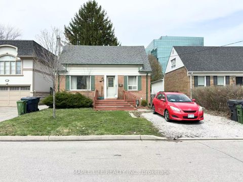 Photo 1 at 16 Lyndale Drive, Willowdale East, Toronto