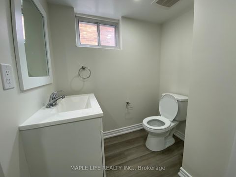 Photo 17 at 16 Lyndale Drive, Willowdale East, Toronto