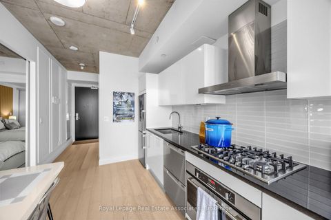 Photo 7 at 3102 - 224 King Street W, Waterfront Communities C1, Toronto
