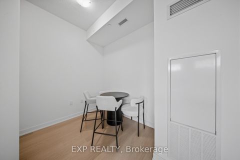 Photo 17 at 209 - 859 The Queensway, Queensway, Toronto