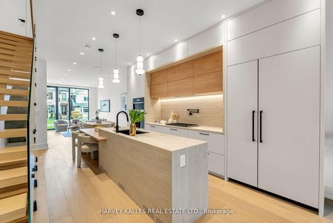 Photo 11 at 192 Woburn Avenue, Lawrence Park North, Toronto