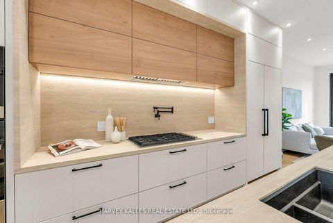 Photo 13 at 192 Woburn Avenue, Lawrence Park North, Toronto