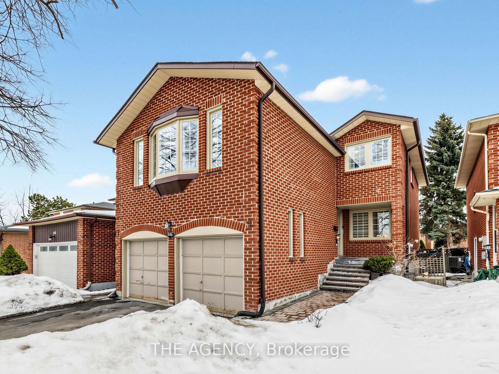 146 Crosby Avenue, Crosby, Richmond Hill photo 0