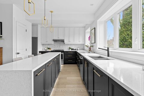 Photo 5 at 47 Don Valley Drive, Broadview North, Toronto