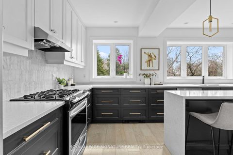 Photo 7 at 47 Don Valley Drive, Broadview North, Toronto