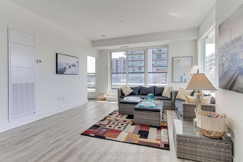 Photo 2 at 503 - 185 Deerfield Road, Central Newmarket, Newmarket